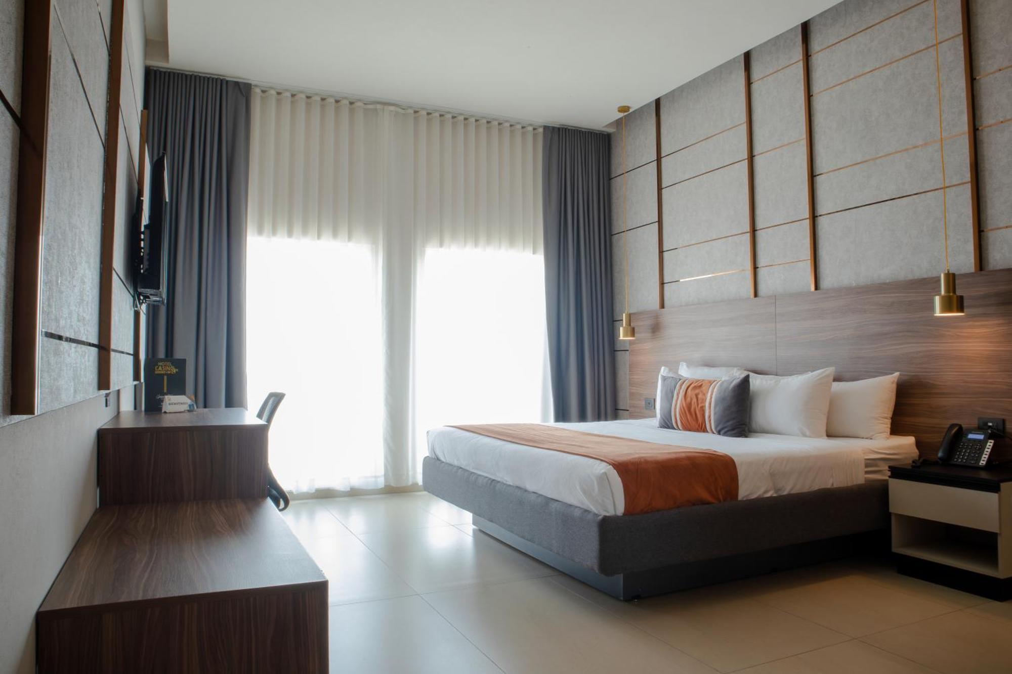 Estudio con cama extragrande